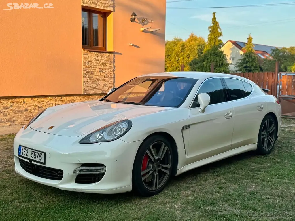 Porsche Panamera 4.8 Turbo 368Kw